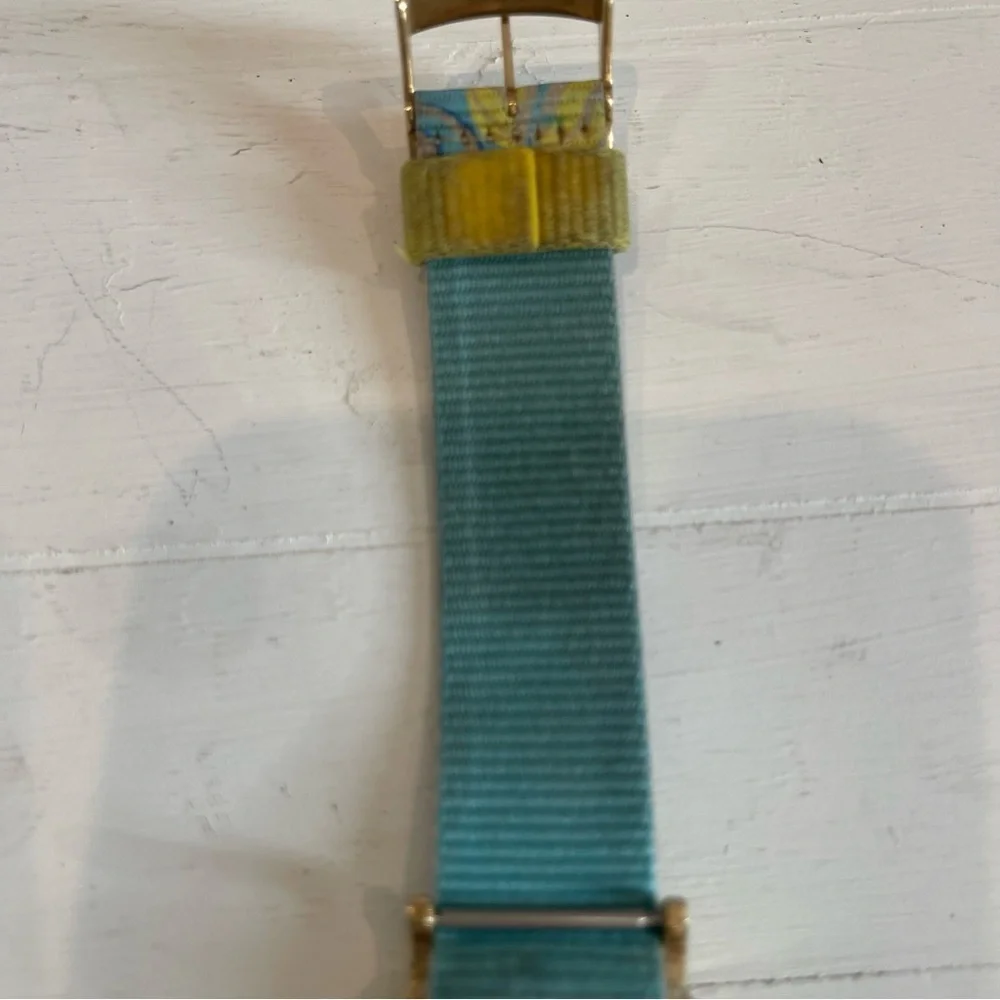Timex Indiglo TW2P0100 Unisex Analog Watch Gold Case White Dial 38 mm